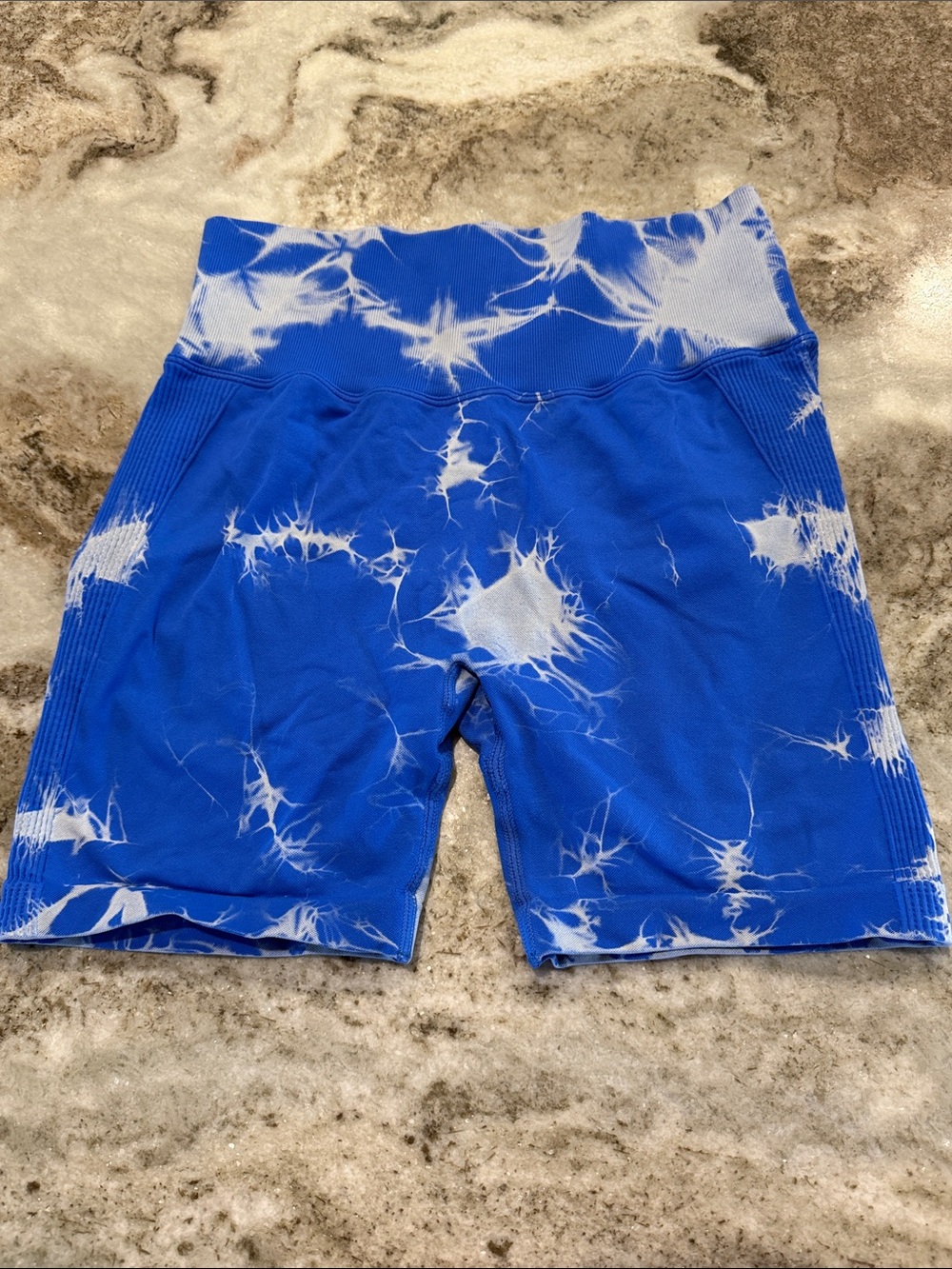 Women’s Blue Tie-Dye High-Waist Booty Scrunch Athletic Shorts
